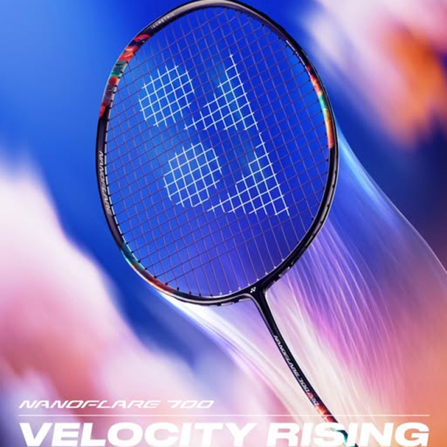 YONEX NANOFLARE 700 PRO 羽球拍